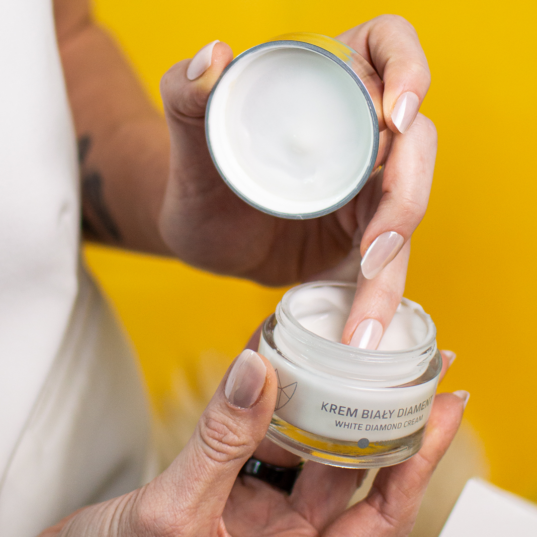 krem Biały Diament krem Biały Diament Pojemność: 50 ml